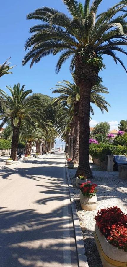 Apartmani Stones Sutivan I Exterior foto
