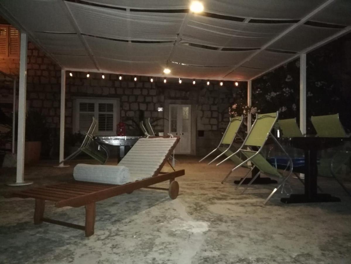 Apartmani Stones Sutivan I Exterior foto